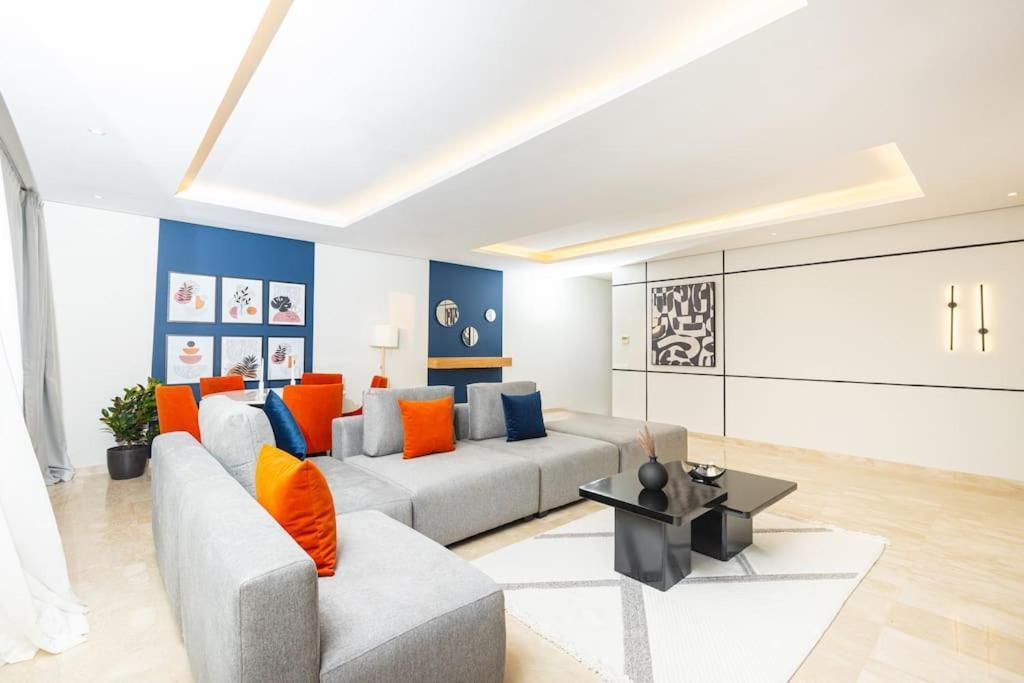 דירות Hajja Modern 2Br Retreat In Marina Sale Luxury Living מראה חיצוני תמונה