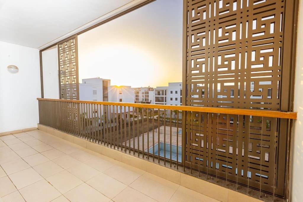 דירות Hajja Modern 2Br Retreat In Marina Sale Luxury Living מראה חיצוני תמונה
